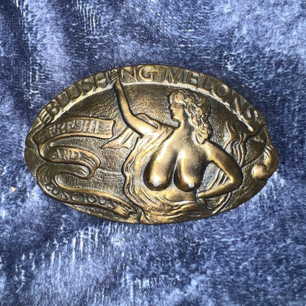 Vintage 1970’s Blushing Melons Fresh and Luscious Belt Buckle - Picture 2 of 4
